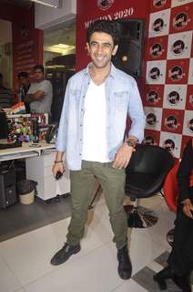 Amit Sadh for Promotions of Guddu Rangeela at Fever 104 FM