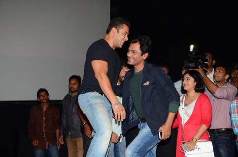 Nawazuddin Arrives at Trailer Launch of Bajrangi Bhaijaan