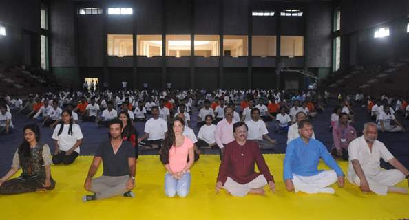 Celebs Celebrate International Yoga Day!