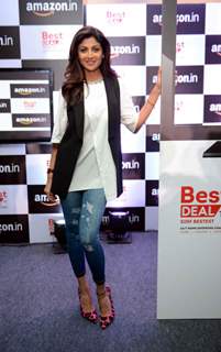 Shilpa Shetty Looks Beautiful at Amazon Event