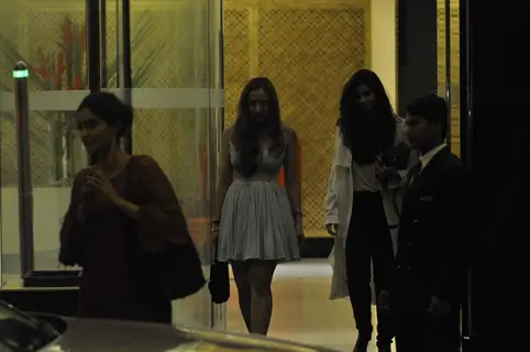 Sonam Kapoor at Birthday Bash of Arjun Kapoor!