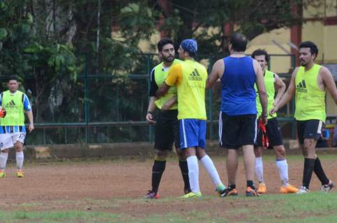 Guess Ranbir Comes to Stop the Fight!