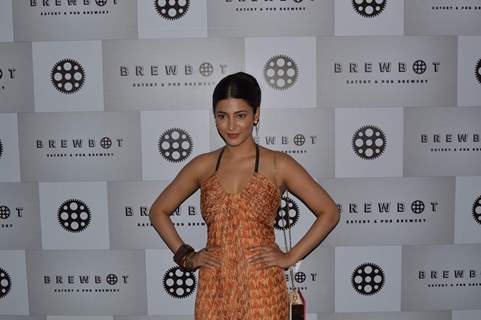 Shruti Haasan at Brew Hot Cafe