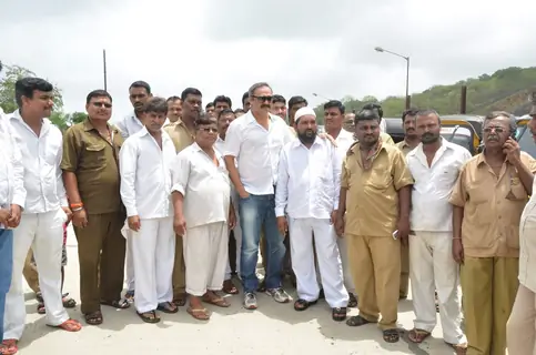 Sachin Khedekar Promotes Marathi Movie 'Shutter'