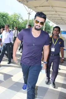 Arjun Kapoor Snapped at Airport