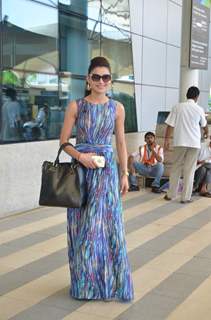 Urvashi Rautela Snapped at Airport