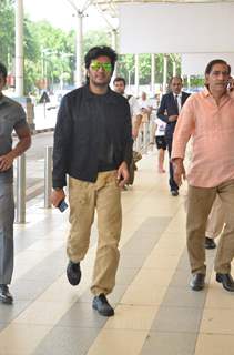 Riteish Deshmukh Snapped at Airport