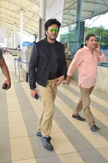 Riteish Deshmukh Snapped at Airport