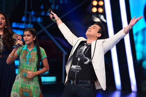 Adnan Sami for Promotions of Bajrangi Bhaijaan on Indian Idol Junior
