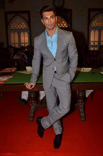 Karan Singh Grover on the Sets of 'Hate Story 3'