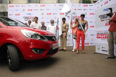 Mandira Bedi flags off the Street Smart Street Safe Event