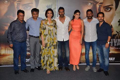 Tabu at the Press Conference of Drishyam