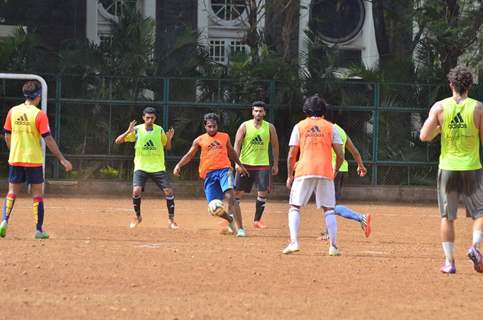 Arjun Kapoor Snapped Practicing Soccer!