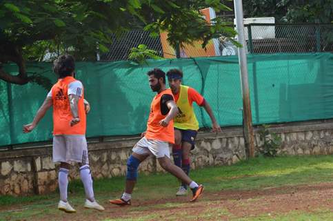 Armaan Jain and ranbir kapoor Snapped Practicing Soccer!