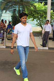 Riteish Deshmukh Snapped at Airport