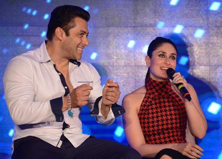 Salman Khan and Kareena Kapoor for Promotions of Bajrangi Bhaijaan in Delhi