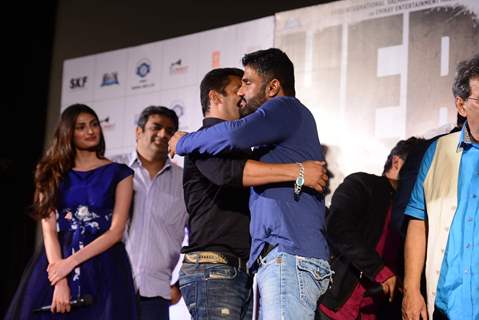 Salman Khan and Suniel Shetty greet each other at the Trailer Launch of Hero