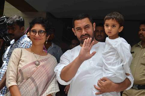 Kiran Rao and Aamir Khan Celebrates Eid With Media