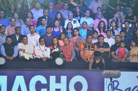 Celebs Watch the Kabaddi Match