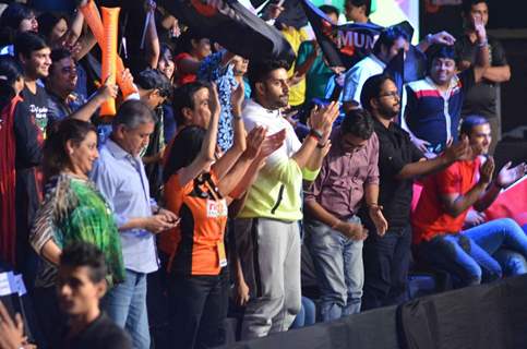 Abhishek Bachchan was snapped cheering for his team during the Pro Kabaddi Match