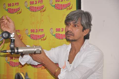 Vijay Raaz Promotes Baankey Ki Crazy Baraat at Radio Mirchi