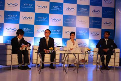 Kangana Ranaut at the Launch of Vivo Smart Phone