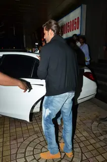 Hrithik Roshan Snapped With Kids