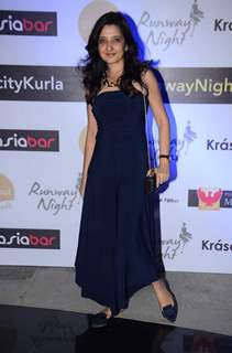 Amy Billimoria at Phoenix Market City Event