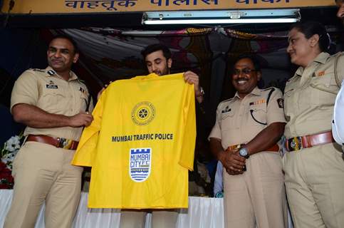 Mumbai FC Raincoat for Mumbai Traffic Cops Presented by Ranbir Kapoor