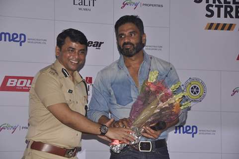 Suniel Shetty at Traffic Awareness Event