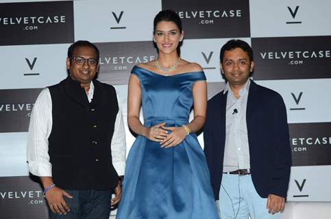 Gorgeous Kriti Sanon Launches Velvetcase.com