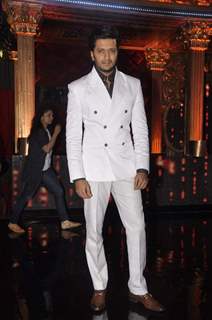 Riteish Deshmukh for Promotions of Bangistan on Jhalak Dikhla Jaa 8