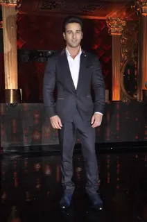Pulkit Samrat at Promotions of Bangistan on Jhalak Dikhla Jaa 8