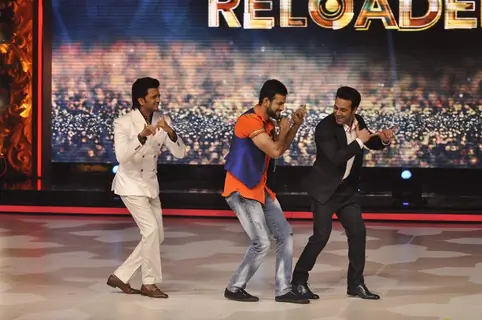 Riteish, Irfan Pathan and Pulkit Shakes a Leg on Jhalak Dikhla Jaa 8