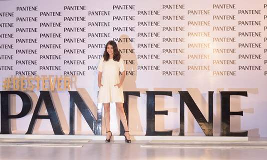 Anushka Sharma Looks Stunning at Pantene Event