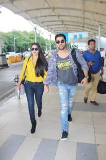 Aftab Shivdasani and Nin Dusanj Snapped at Airport