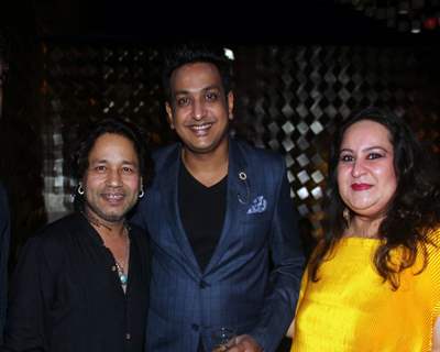 Kailash Kher at Pankita Sardani and Arun Sheshkumar's Bash