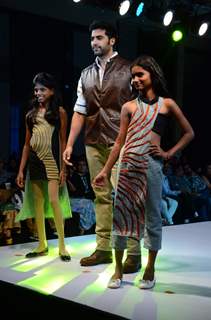Akshay Oberoi at Smile Foundation's Fashion Show Ramp for Champs