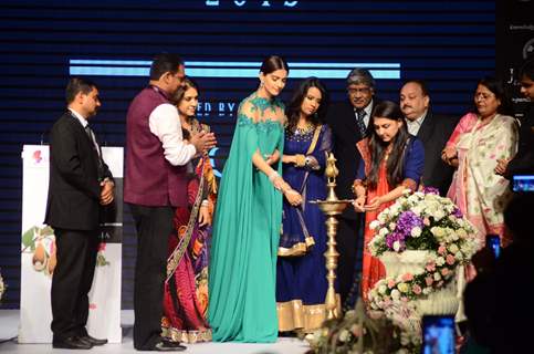 Sonam Kapoor at IIJW 2015