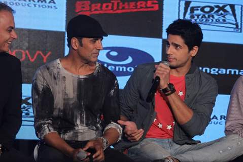 Sidharth Malhotra speaks about Akshay Kumar at the Launch of Brothers Mobile Game