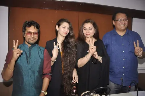 Salma Agha Press Meet With Daughter Sasha Agha