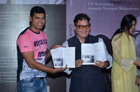 Siddharth Jadhav and Vinay Pathak at Gour Hari Daastan Book Launch