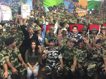 Akshay Kumar, Jacqueline Fernandes and Sidharth Malhotra Interacts With the Jawans of BSF Delhi