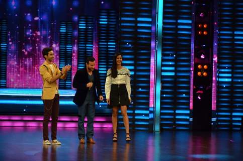 Saif and Katrina Promotes Phantom on Dance Plus