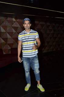 Gurmeet Choudhary poses for the media at the Special Screening of Angrej