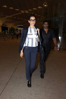 Kangana Ranaut Snapped at Airport