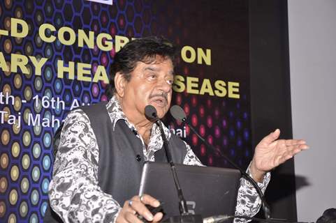Shatrughan Sinha addresses the Heart Doctors Meet