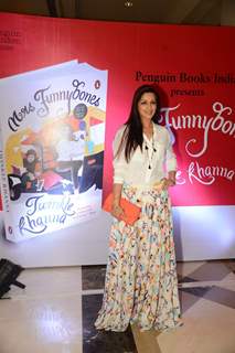 Sonali Bendre at Twinkle Khanna's Book Launch