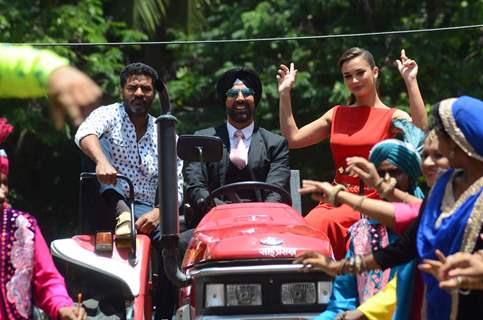 Prabhudeva, Akshay Kumar and Amy Jackson Arrives at Trailer Launch of Singh is Bliing