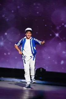 Faisal Khan Performs During Promotions of Hero on Jhalak Dikhla Jaa 8